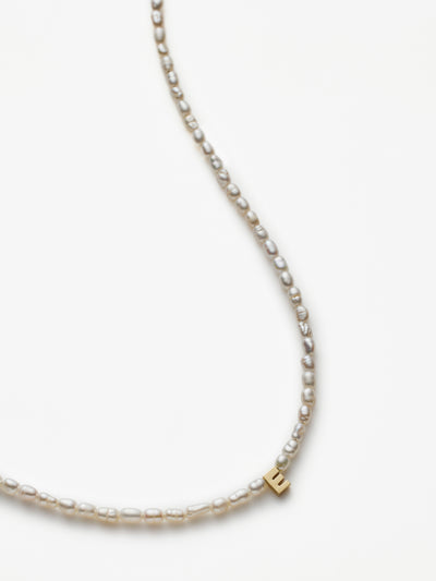 One Letter Necklace in Pearl and 18k Gold