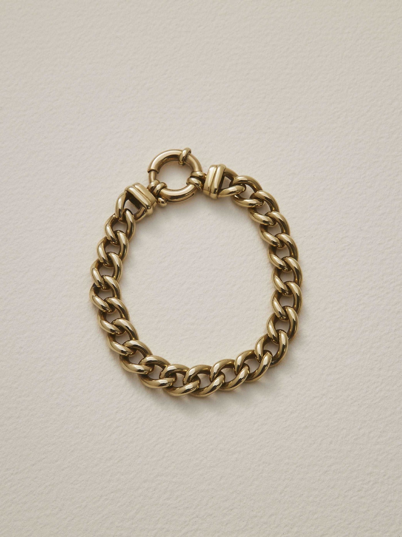 Verse Fine Jewellery Vintage Gold Curb Bracelet Close Clasp